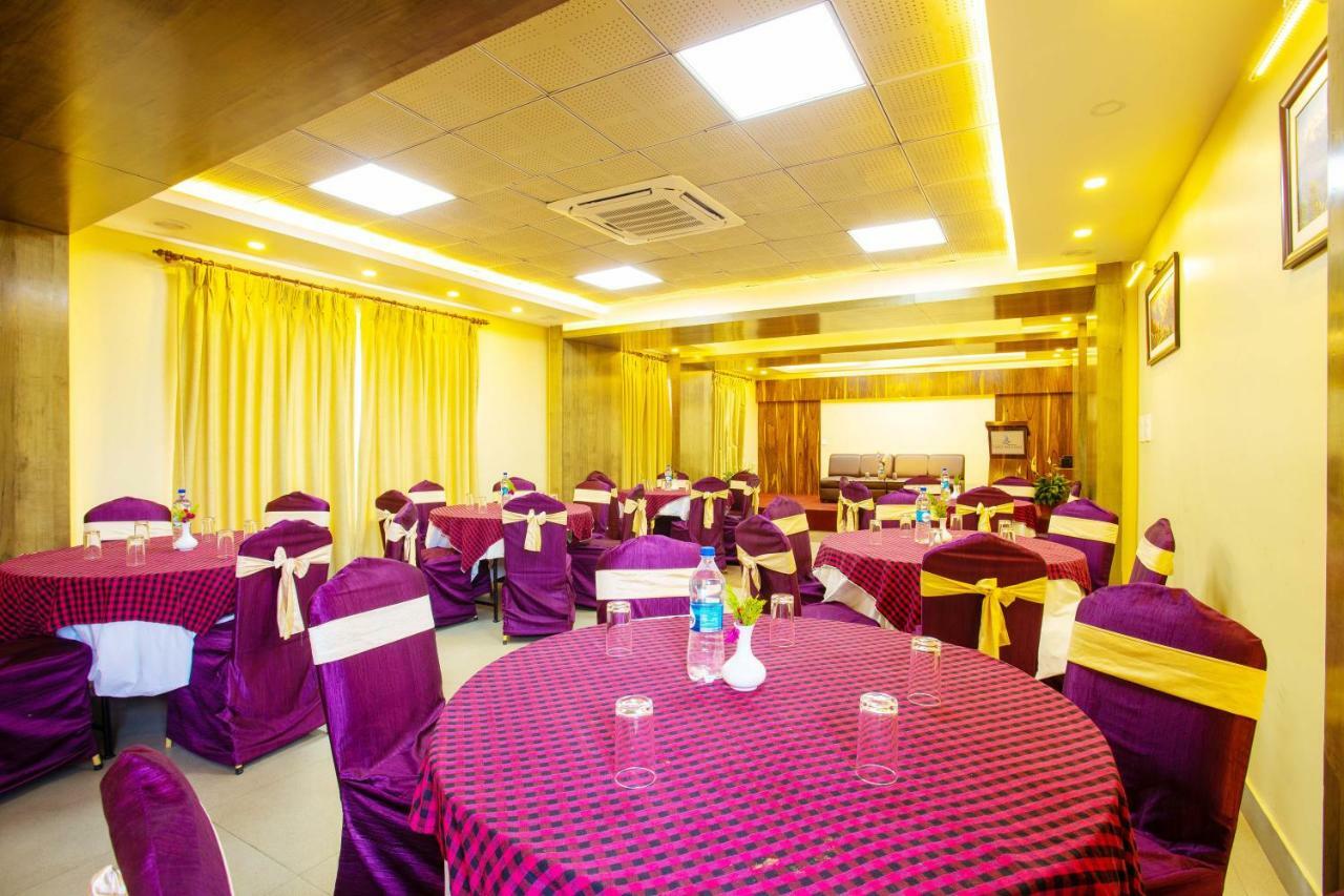 Hotel Lake Paradise Похара Екстериор снимка